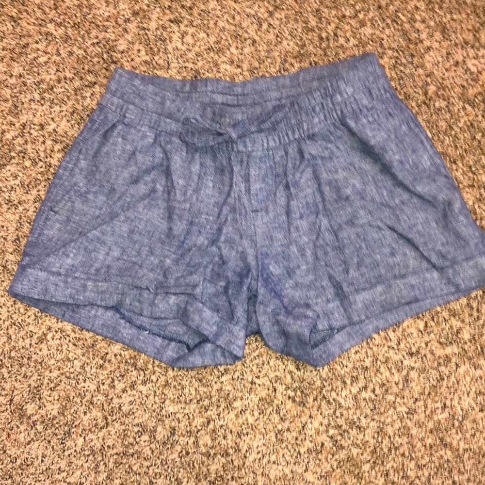 Comfy midi shorts